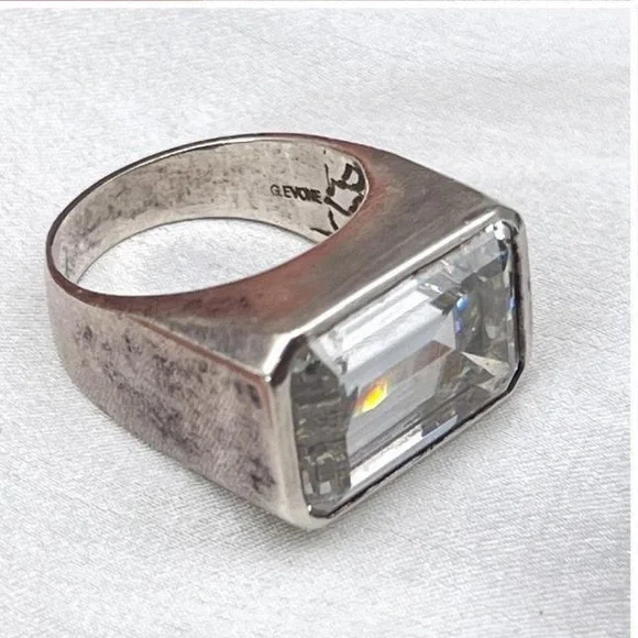 Vintage sterling silver cubic zirconia quartz statement ring - Picture 6 of 10